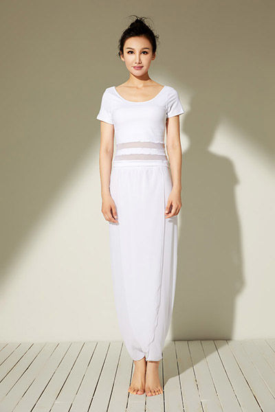 JVB17111 白色上衣+ML15270 白色裤子