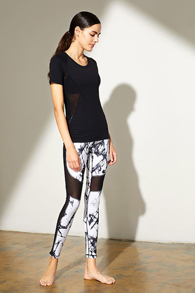 JTB17051 黑色T恤+JT17086 交错时光裤子