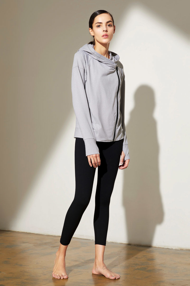 /uploads/allimg/170907/1-1FZG45113.jpg 图片关键词