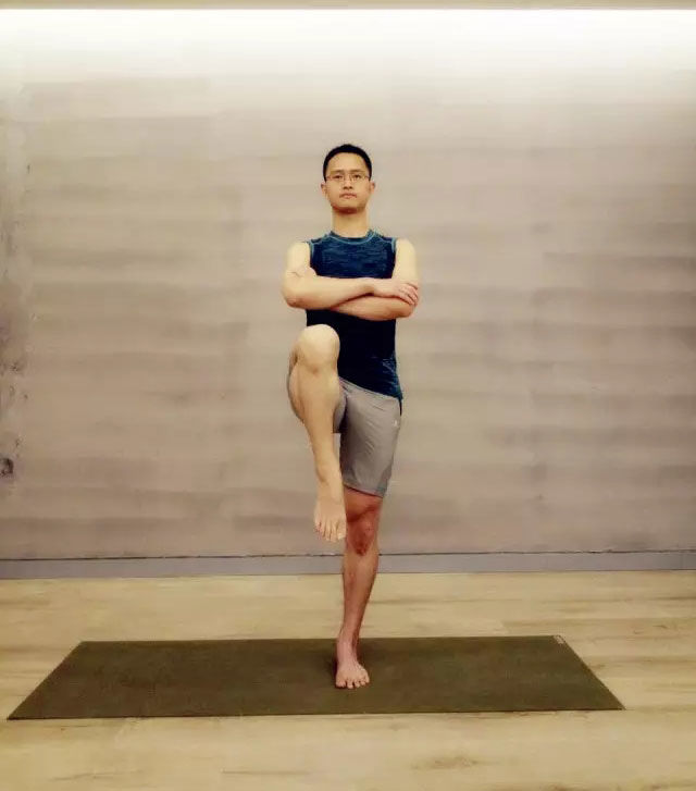 瑜伽体式大全 船式瑜伽动作精讲16